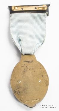 Знак RMIB 1940. STEWARD ROYAL MASONIC INSTITUTION FOR BOYS.  – Королевский Масонский институт для мальчиков.