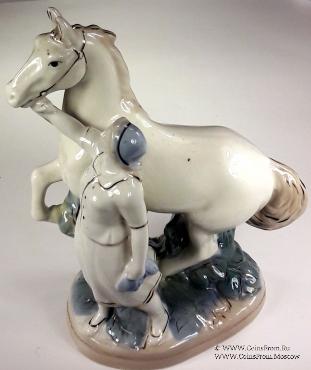 Девушка с лошадью