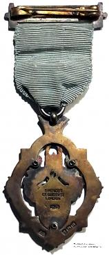 Знак RMIB 1933. STEWARD ROYAL MASONIC INSTITUTION FOR BOYS.  – Королевский Масонский институт для мальчиков.