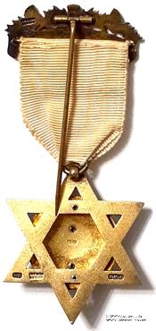 Знак Основателя Капитула.