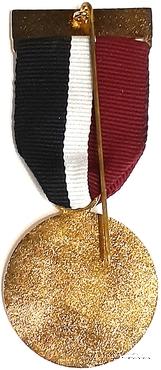 Знак 100-летие благотворительного фонда.