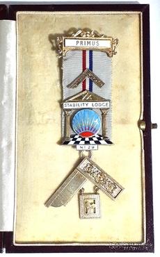 Знак Прошлого Досточтимого Мастера.