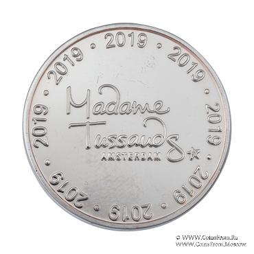 Жетон “Музей Мадам Тюссо” 2018 г. Вариант 2.