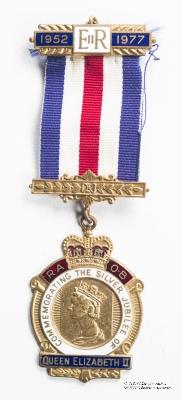 Знак “Празднование серебряного юбилея Королевы Елизаветы II»