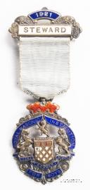Знак RMIB 1921. STEWARD ROYAL MASONIC INSTITUTION FOR BOYS.  – Королевский Масонский институт для мальчиков.
