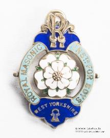 Знак RMIB 1918. STEWARD ROYAL MASONIC INSTITUTION FOR BOYS.  – Королевский Масонский институт для мальчиков.