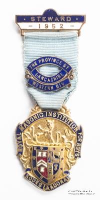 Знак RMIB 1952. STEWARD ROYAL MASONIC INSTITUTION FOR BOYS.  – Королевский Масонский институт для мальчиков.