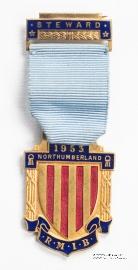 Знак RMIB 1953. STEWARD ROYAL MASONIC INSTITUTION FOR BOYS.  – Королевский Масонский институт для мальчиков.