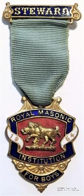 Знак RMIB 1954. STEWARD ROYAL MASONIC INSTITUTION FOR BOYS.  – Королевский Масон-ский институт для мальчиков.