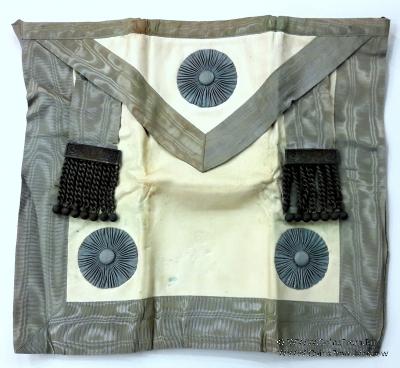 Запон Досточтимого Мастера Ложи.