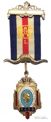Знак «В память о коронации Королевы Елизаветы II»