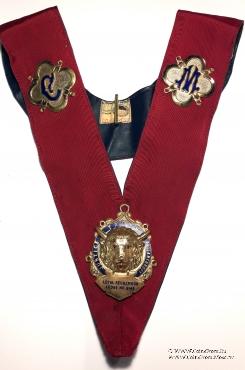 Церемониальная нашейная лента Ложи LOYAL SEDGEMOOR LODGE № 9148. 