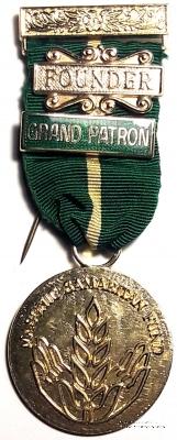 Знак MFAS. Основателя Фонда.