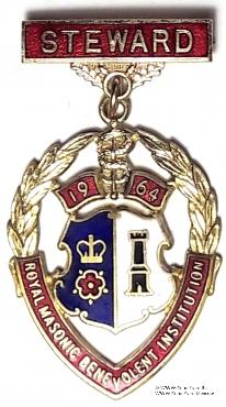 Знак RMBI 1964. STEWARD ROYAL MASONIC BENEVOLENT INST. – Королевский Масонский Благотворительный институт.
