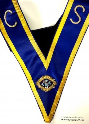 Церемониальная нашейная лента Провинциальной Ложи.