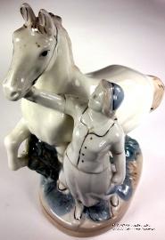 Девушка с лошадью