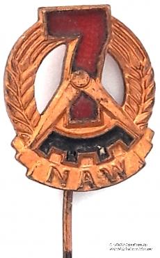 Значок Национальный строительный завод ГДР. Германия