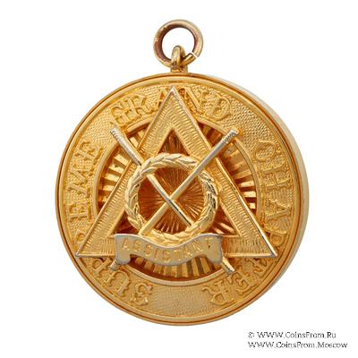 Знак Помощник Великого Церемониймейстера.