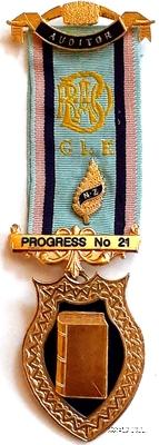 Знак За службу Аудитором