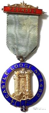 Знак основателя (FOUNDER).