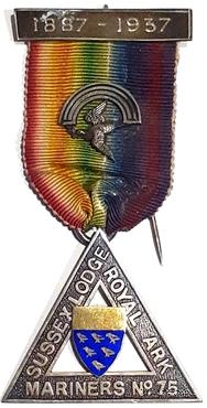 Знак 50-летия Ложи.